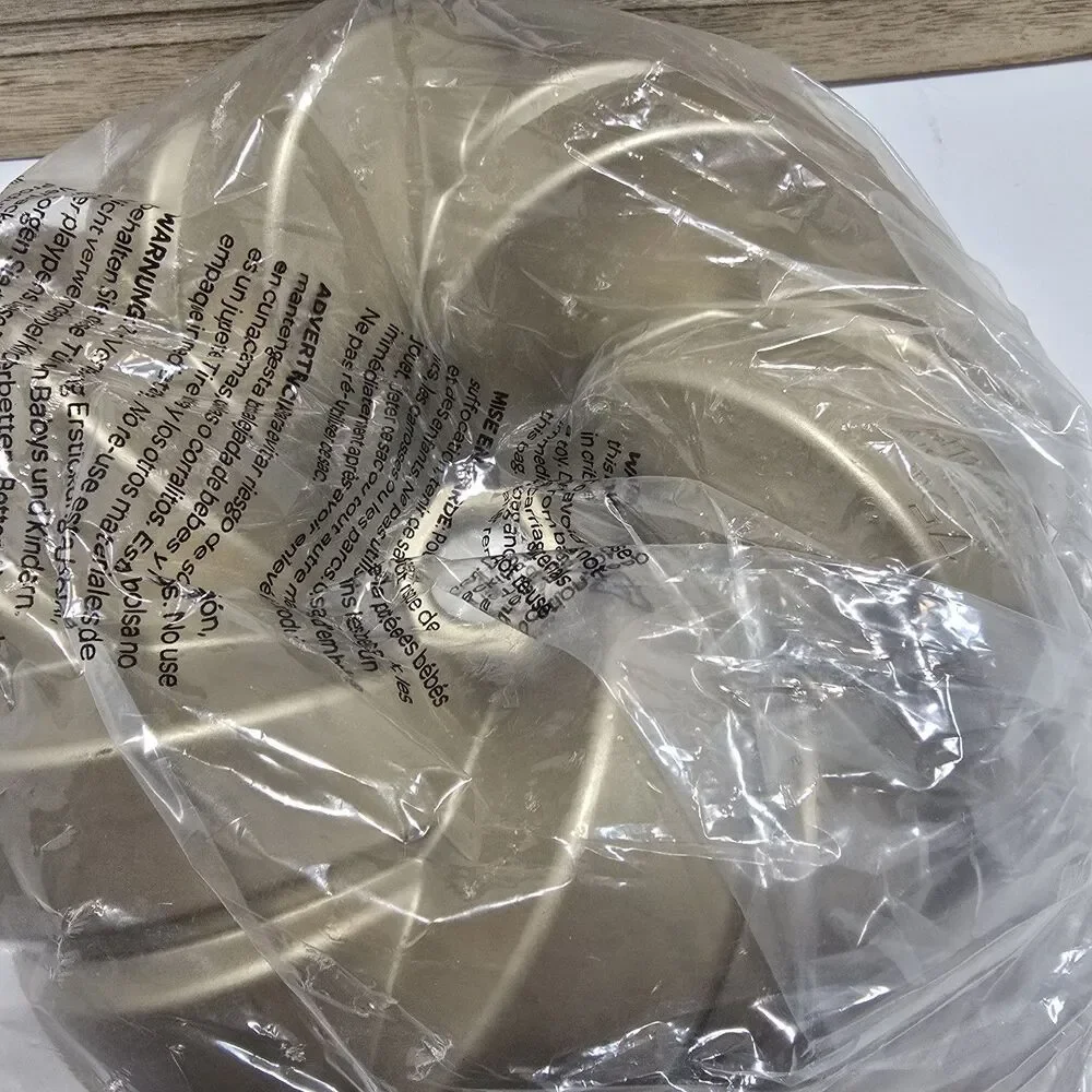 Williams-Sonoma Braided Bundt Cake New USA Made